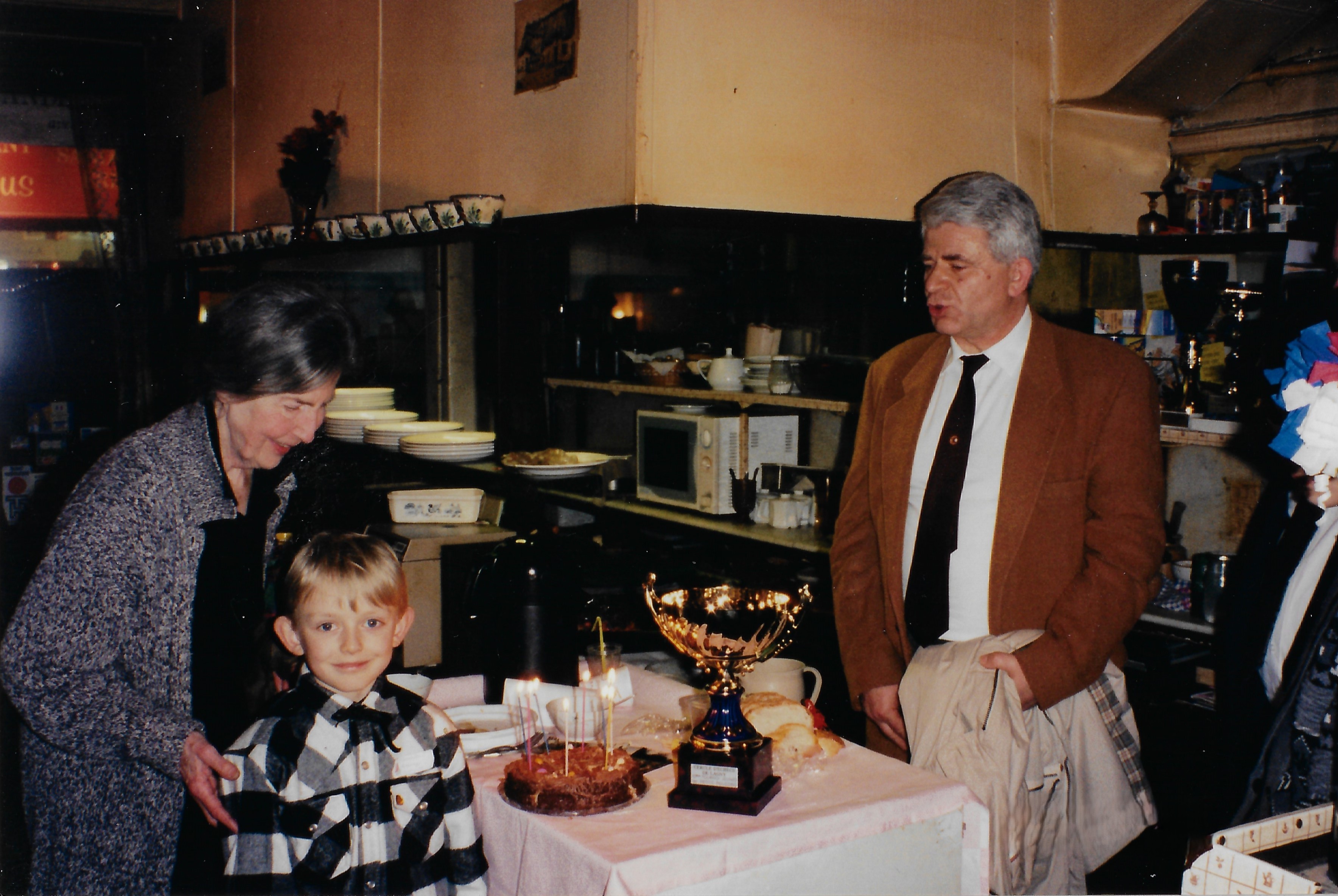 Alexandre avec Madame Chaudé et Boris Spassky